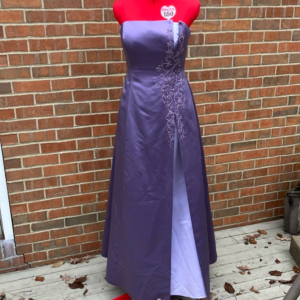 EUC Sz 8 Michaelangelo slate purple satin strapless gown - Picture 1 of 7